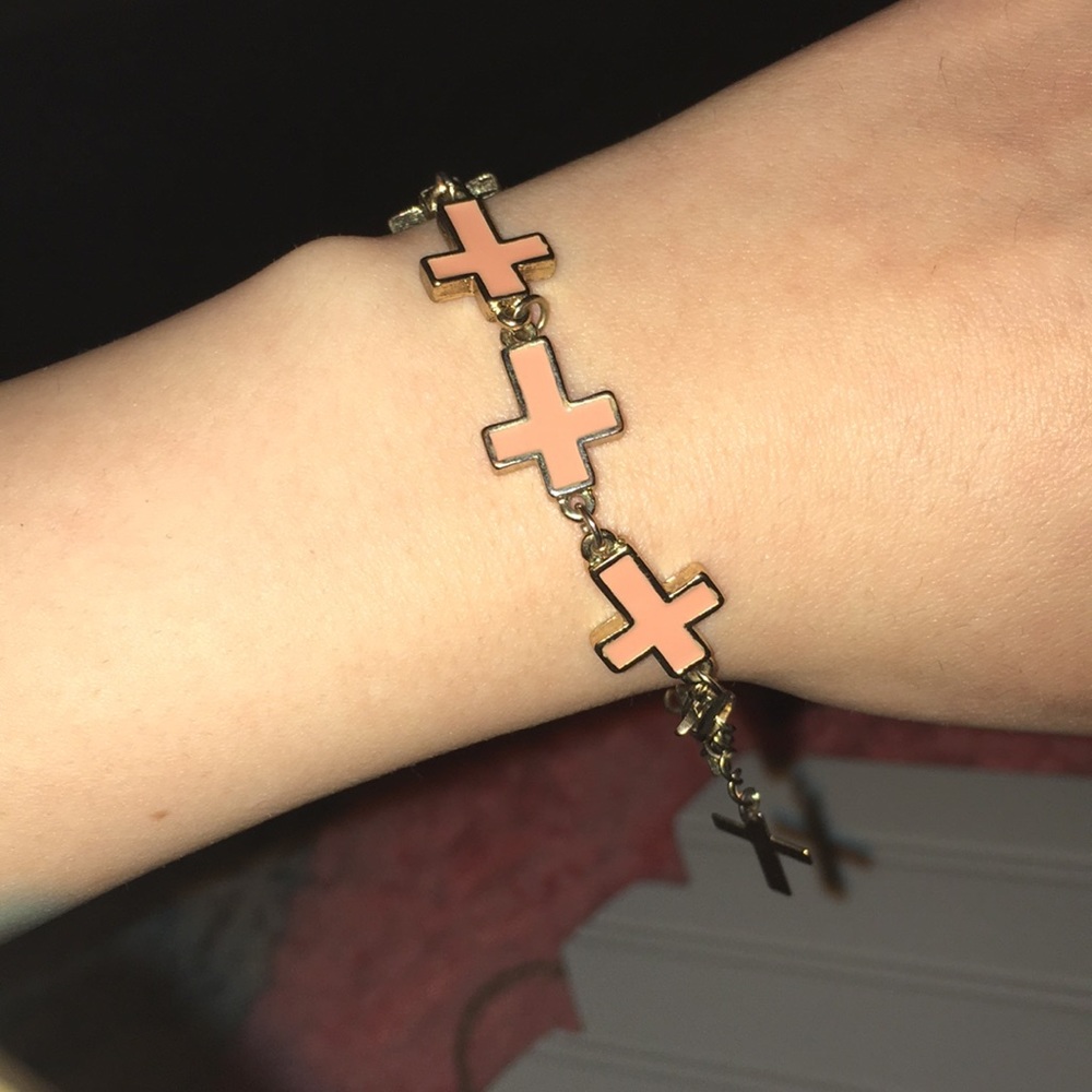Silver and Peach Colored Cross Bracelet ⭐️⭐️ - Picture 6 of 8